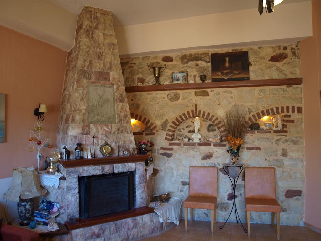 Εlegant Villa Liakos Pigí Zimmer foto