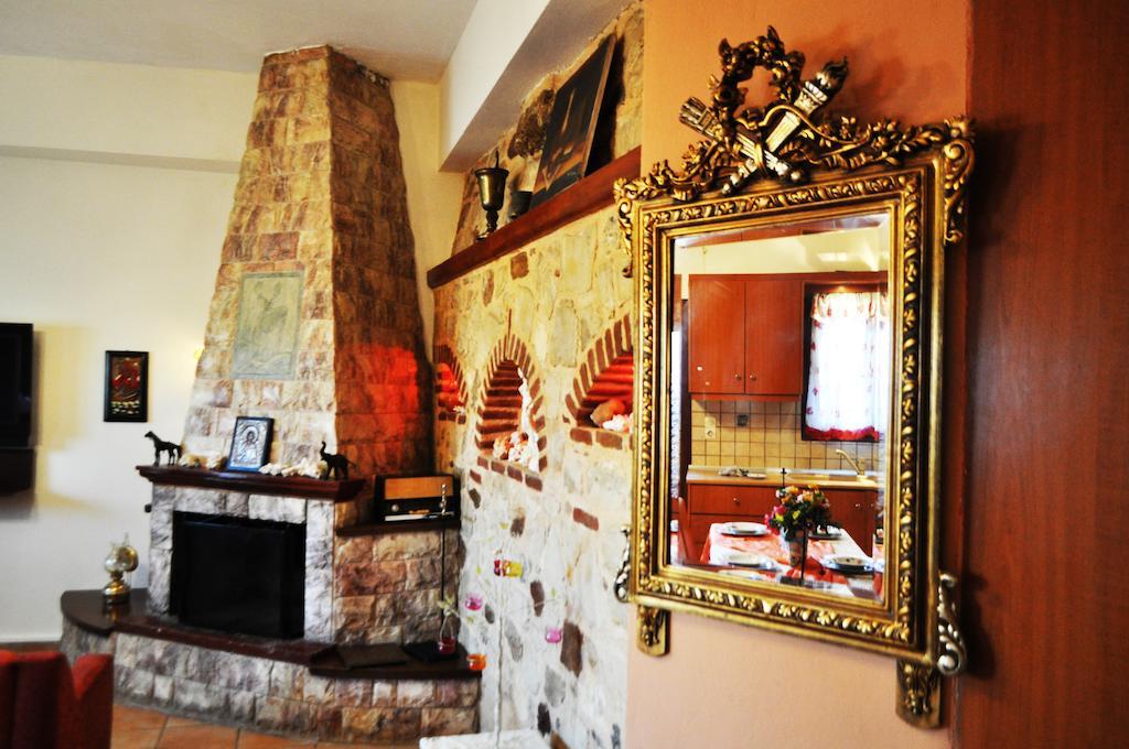 Εlegant Villa Liakos Pigí Zimmer foto